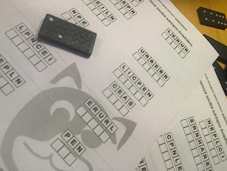 Angļu valoda: penālis – atšifrē vārdus bez priekšā teikšanas